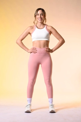 Top deportivo seamless Twist rosa BOESKIN para mujer con sesgos en contraste